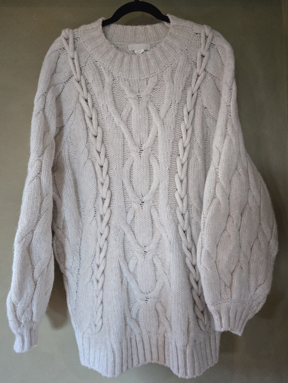 H&M | Cream Chunky Cable Knit Oversized Sweater, Size M - Picture 2 of 9